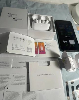AirPods Pro 3 completi, tutto funzionante