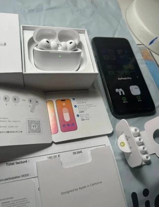 AirPods Pro 3 completi, tutto funzionante