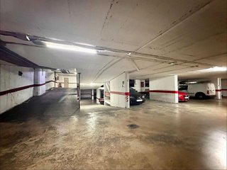 Garaje en venta en Centro - Sagrario en Granada