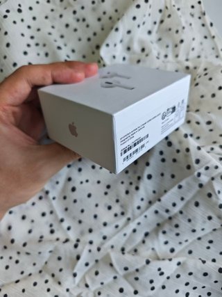 AirPods Pro 3 Bianchi
