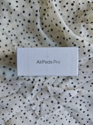 AirPods Pro 3 Bianchi