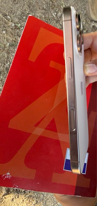 iPhone 16 Pro rosa