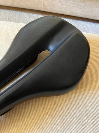 Sillín Bontrager Verse Comp con soporte para luz
