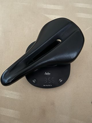 Sillín Bontrager Verse Comp con soporte para luz