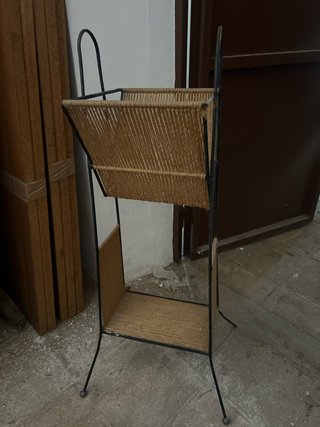 Revistero Vintage Yute y Metal