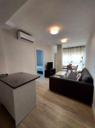 Piso en alquiler en Luis Montoto - Santa Justa en Sevilla