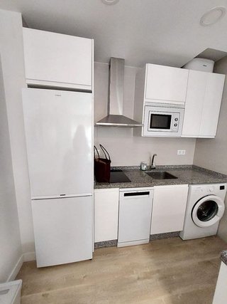Piso en alquiler en Luis Montoto - Santa Justa en Sevilla