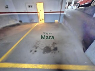 Garaje en venta en Centre en Sant Boi de Llobregat