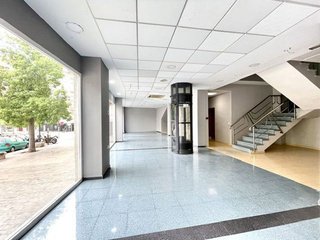 Local comercial en alquiler en Altozano - Conde Lumiares en Alicante