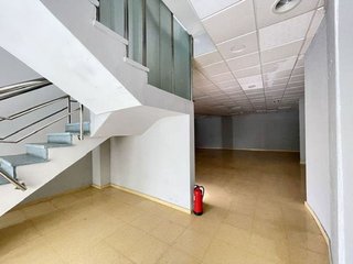 Local comercial en alquiler en Altozano - Conde Lumiares en Alicante