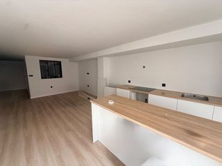 Local comercial en alquiler en Altozano - Conde Lumiares en Alicante