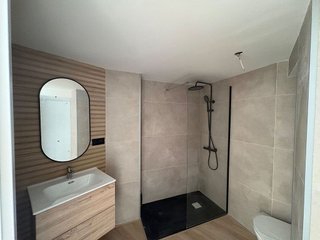 Local comercial en alquiler en Altozano - Conde Lumiares en Alicante