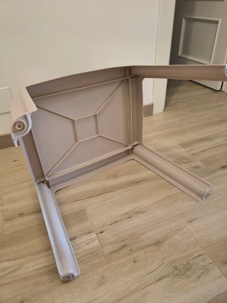 Mesa y Silla Infantil Beige NUEVO