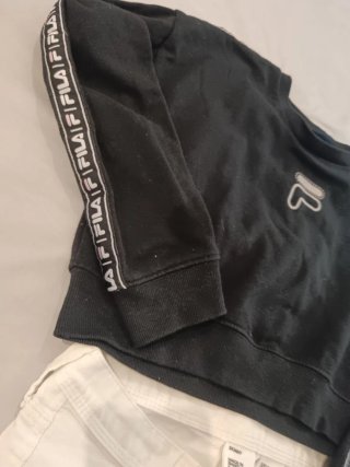 Malla y vaque de  regalo. Lote 18 euros.14 prendas