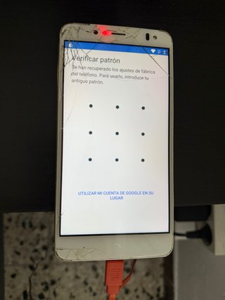 Móvil bq Aquaris V Plus dorado