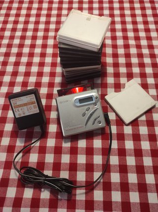 MiniDisc Sony MZ-R500 con discos
