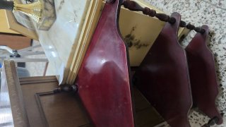 Estantería Esquinera Vintage de Madera con Tres
