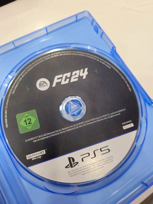 FC 24 PS5 EA Sports