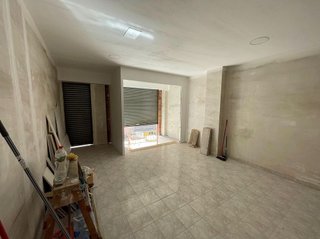 Local comercial en venta en Olesa de Montserrat