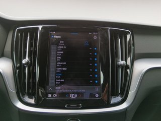 Volvo V60 Cross Country B4 D Cross Country Core AWD Auto 145 kW (197 CV)