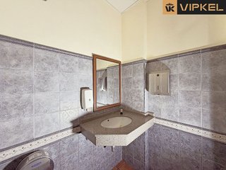 Local comercial en venta en Brión