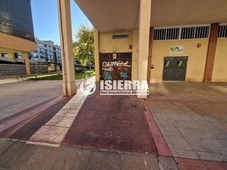 Garaje en venta en Portillejo - Valdegastea en Logroño