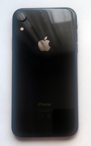 iPhone XR 64 GB (A2105)