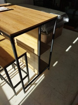 Mesa de Salón y 2 Taburetes Estilo Industrial