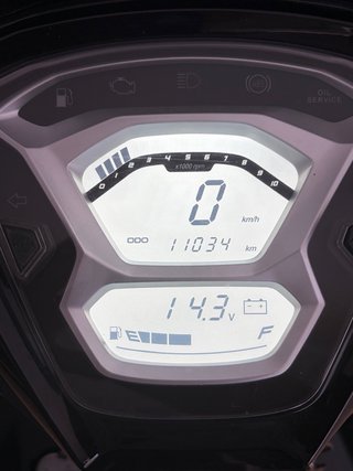 Moto Kymco Agility Gris
