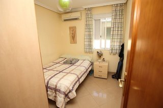 Piso en venta en La Salle-Avd Manuel del Valle-Las Naciones en Sevilla