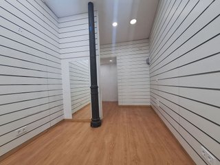 Local comercial en alquiler en Santa Cruz - Alfalfa en Sevilla
