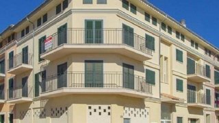Garaje en venta en Almeda - El Corte Inglés en Cornellà de Llobregat