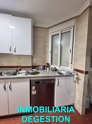 Piso en venta en La Zarzuela-San José-Belén en Linares