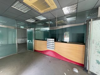 Local comercial en venta en Marianao en Sant Boi de Llobregat