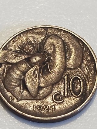Moneda 10 Centesimi 1924 Italia Abeja