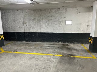 Garaje en venta en Centre en Sabadell