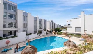 Piso en alquiler en Bel Air - Cancelada - Saladillo en Estepona