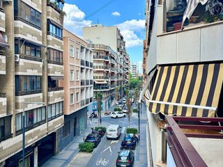 Piso en venta en Ensanche - Diputación en Alicante