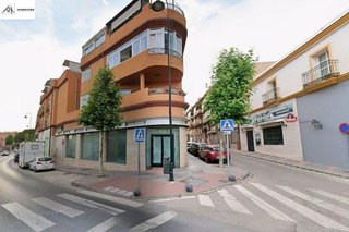 Local comercial en venta en Las Flores en Mijas