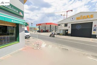 Local comercial en venta en Las Flores en Mijas