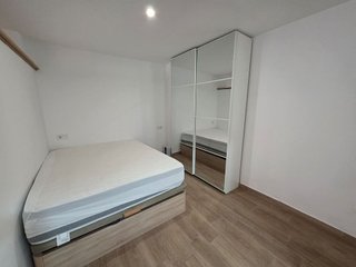 Local comercial en venta en Campoamor en Alicante