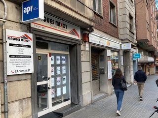 Local comercial en venta en El Guinardó en Barcelona