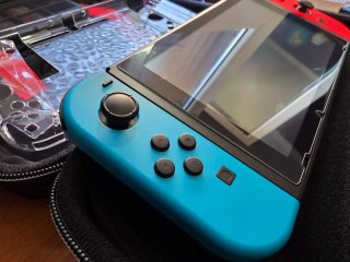 Nintendo Switch con 4 juegos y tarjeta 200GB