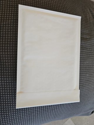 100 Sobres acolchados de burbujas 180x265mm