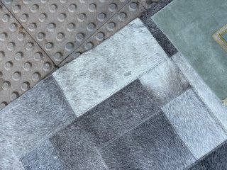 Alfombra de Piel de Vaca Zara Home