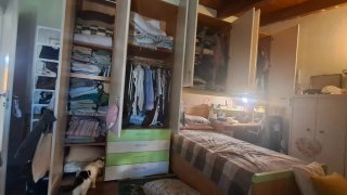 Cameretta a ponte con letto e scrivania