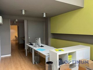 Local comercial en venta en La Nova Esquerra de l'Eixample en Barcelona