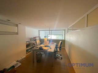 Local comercial en venta en La Nova Esquerra de l'Eixample en Barcelona