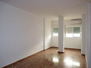 Piso en alquiler en Luis Montoto - Santa Justa en Sevilla