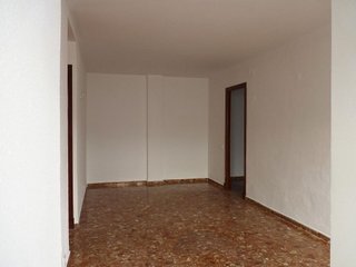 Piso en alquiler en Luis Montoto - Santa Justa en Sevilla